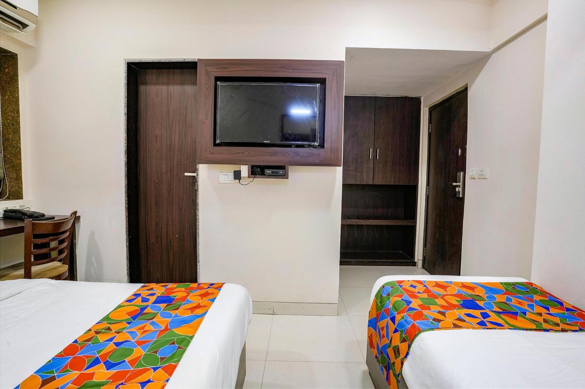Fabhotel Kamran Residency Mumbai Exterior foto